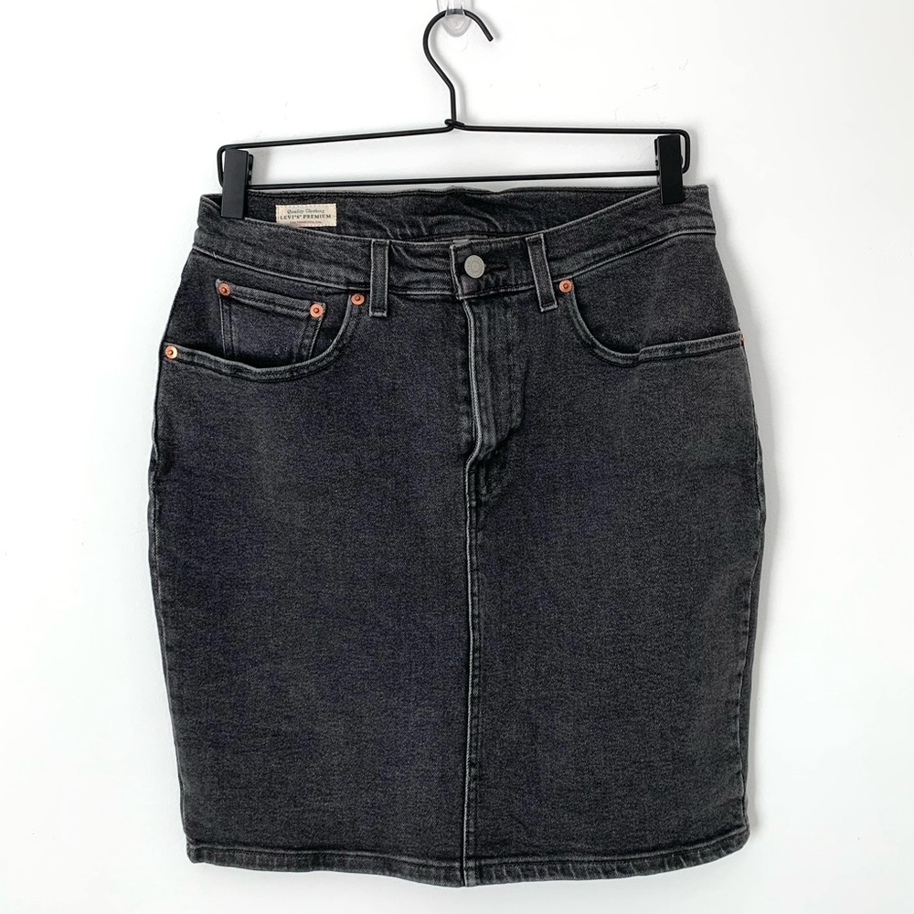Levi’s Premium Black Denim Skirt, size 30